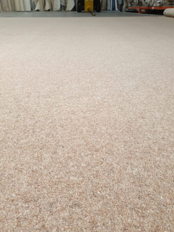 Home Counties  Heathers 42oz Suede 5m x 6.40m